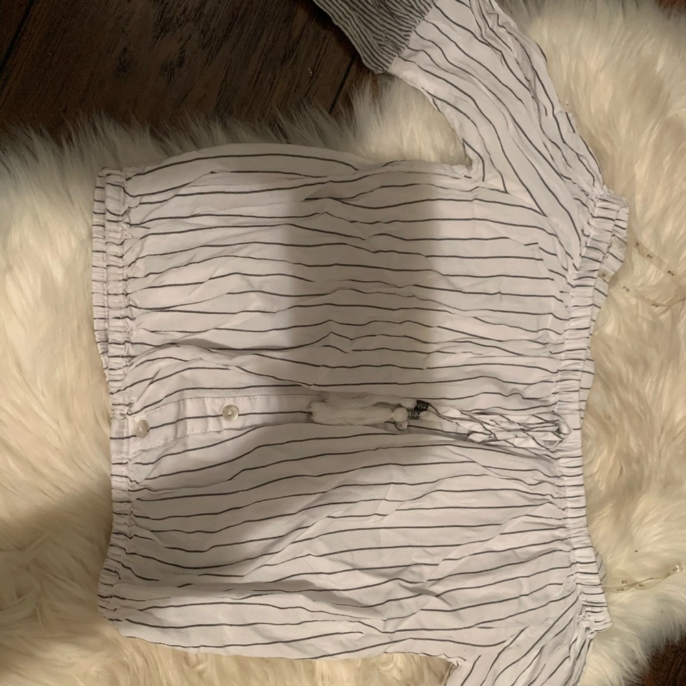 Off shoulder crop top